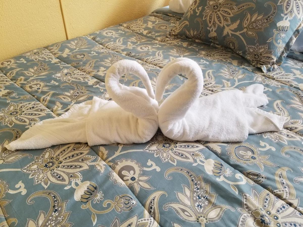جاكو Condo Villa B27 Sleeps Five People - B28 Sleeps Six People - Price Includes Housekeeping Fees Not Taxes - Very Close To The Pool And Beach! المظهر الخارجي الصورة