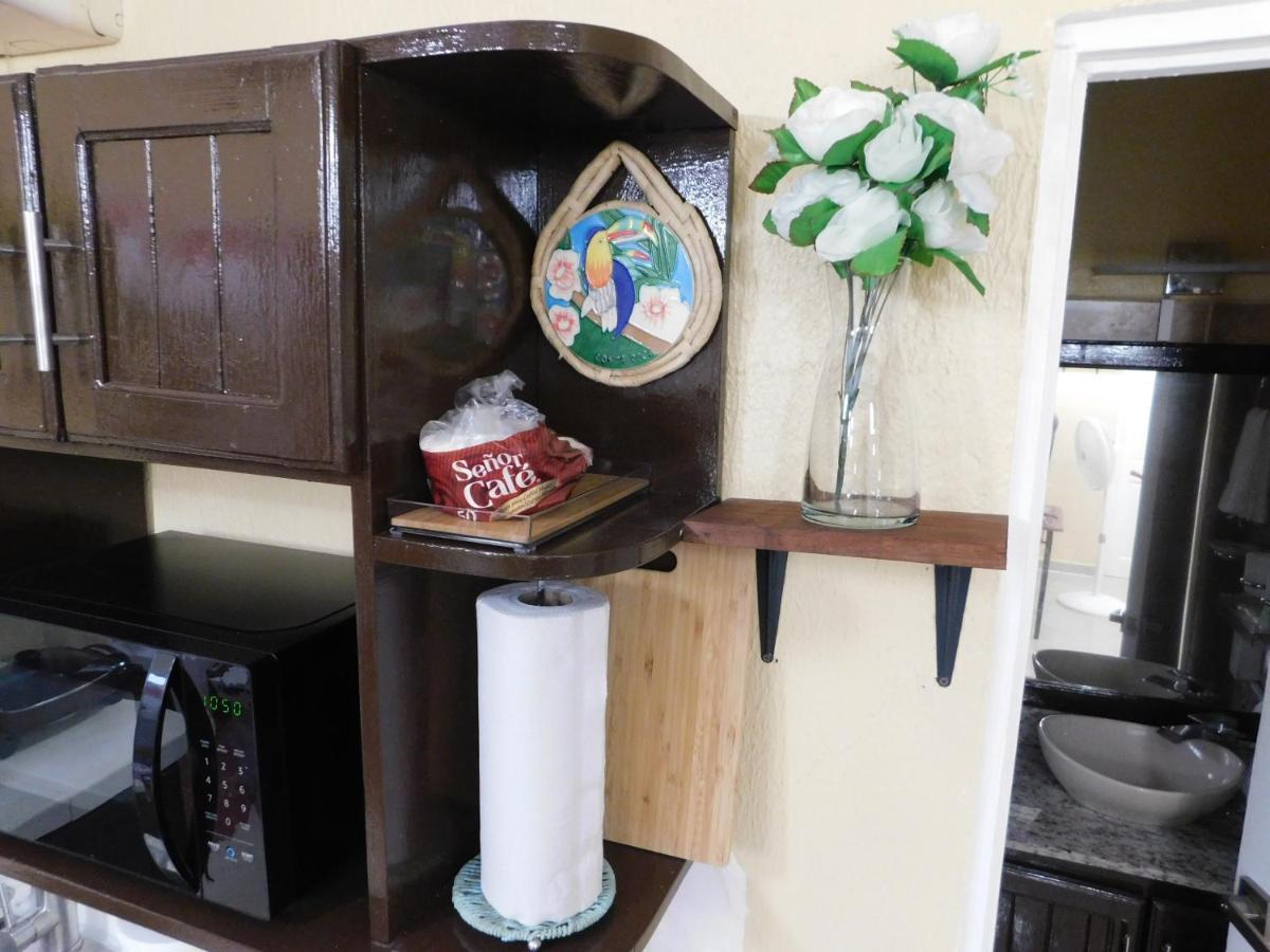 جاكو Condo Villa B27 Sleeps Five People - B28 Sleeps Six People - Price Includes Housekeeping Fees Not Taxes - Very Close To The Pool And Beach! المظهر الخارجي الصورة
