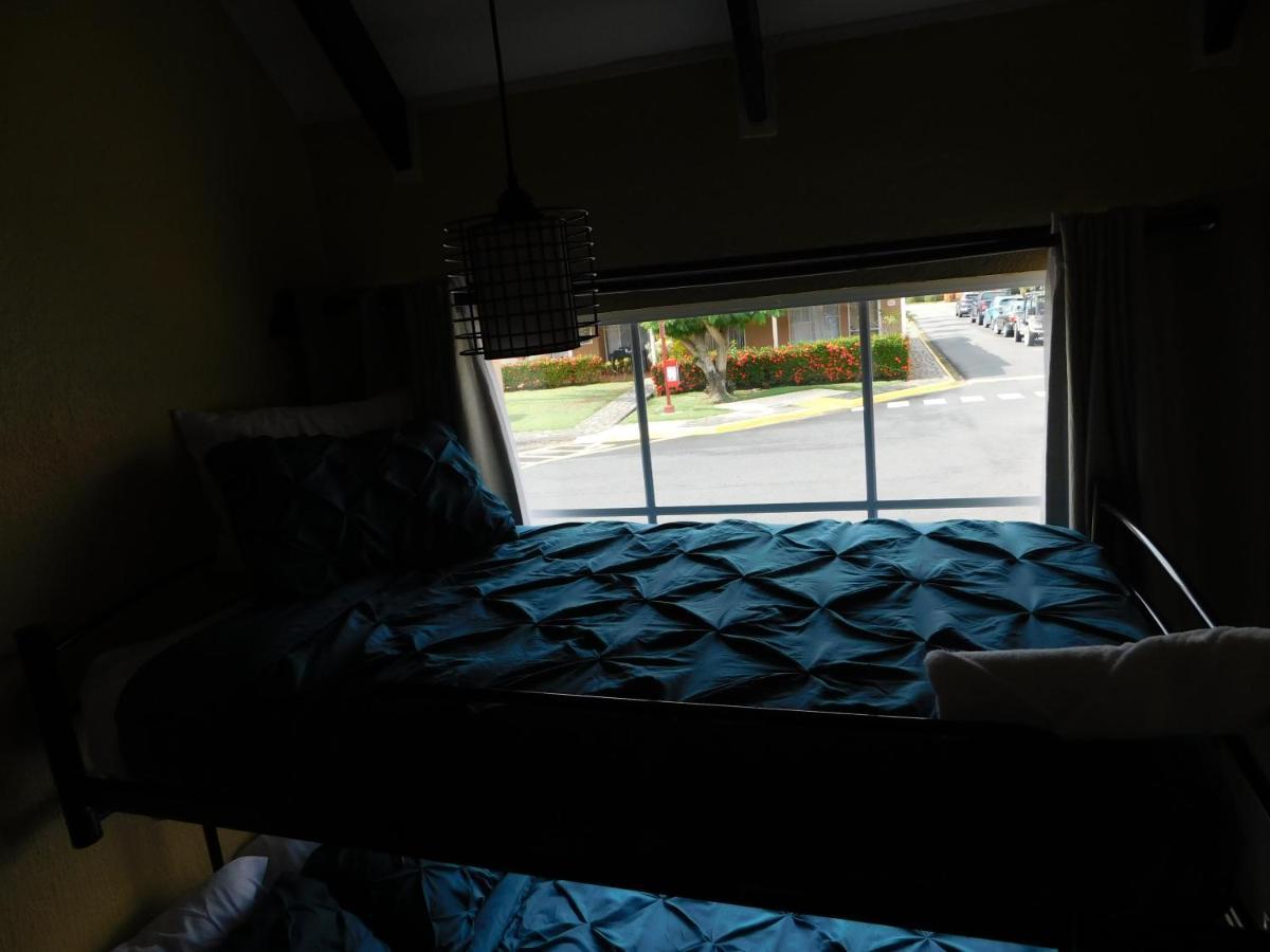 جاكو Condo Villa B27 Sleeps Five People - B28 Sleeps Six People - Price Includes Housekeeping Fees Not Taxes - Very Close To The Pool And Beach! المظهر الخارجي الصورة